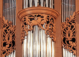 Carved wood rat, relief wood carving, Fritts pipe organ, Episcopal Church of the Ascension